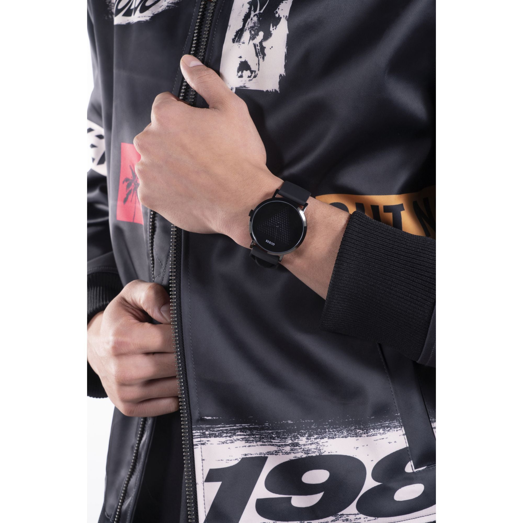 Guess Imprint Black Round Dial Quartz Analog Men Watch W1161G2