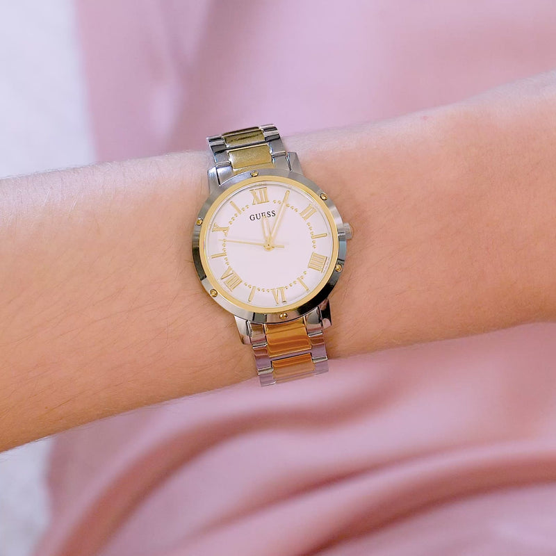 Guess Dawn Multicolor Round Dial Analog Women Watch Watch Guess